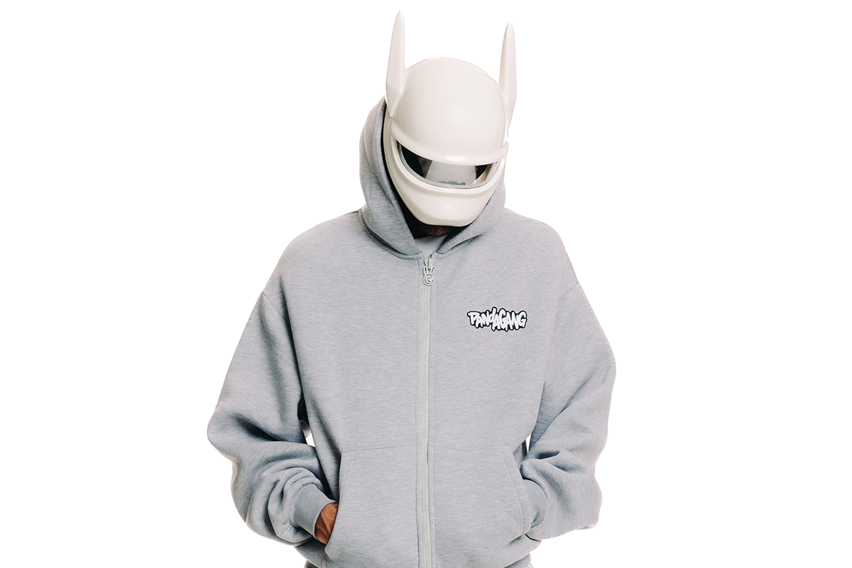 CRO im Pandagang Hoodie